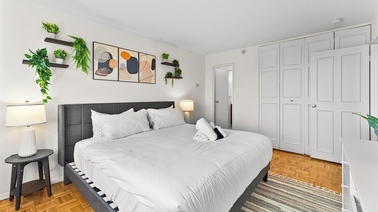 Photo of Bedroom in Longwood