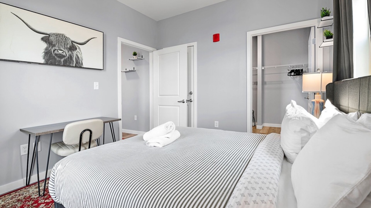 Photo of Bedroom in Everett