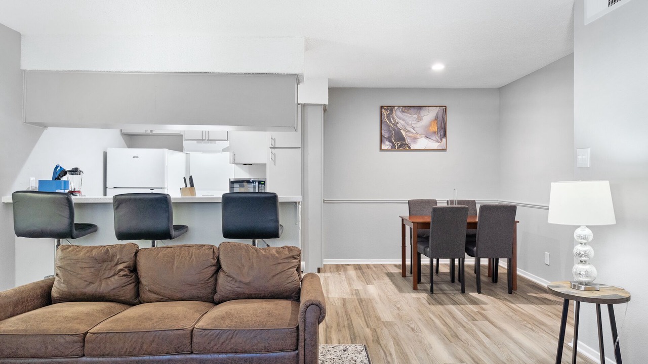 Photo of Livingroom in North University