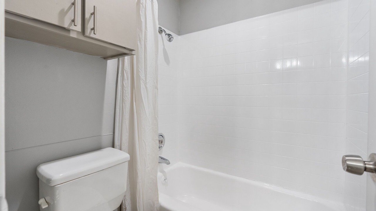 Photo of Bathroom in North University