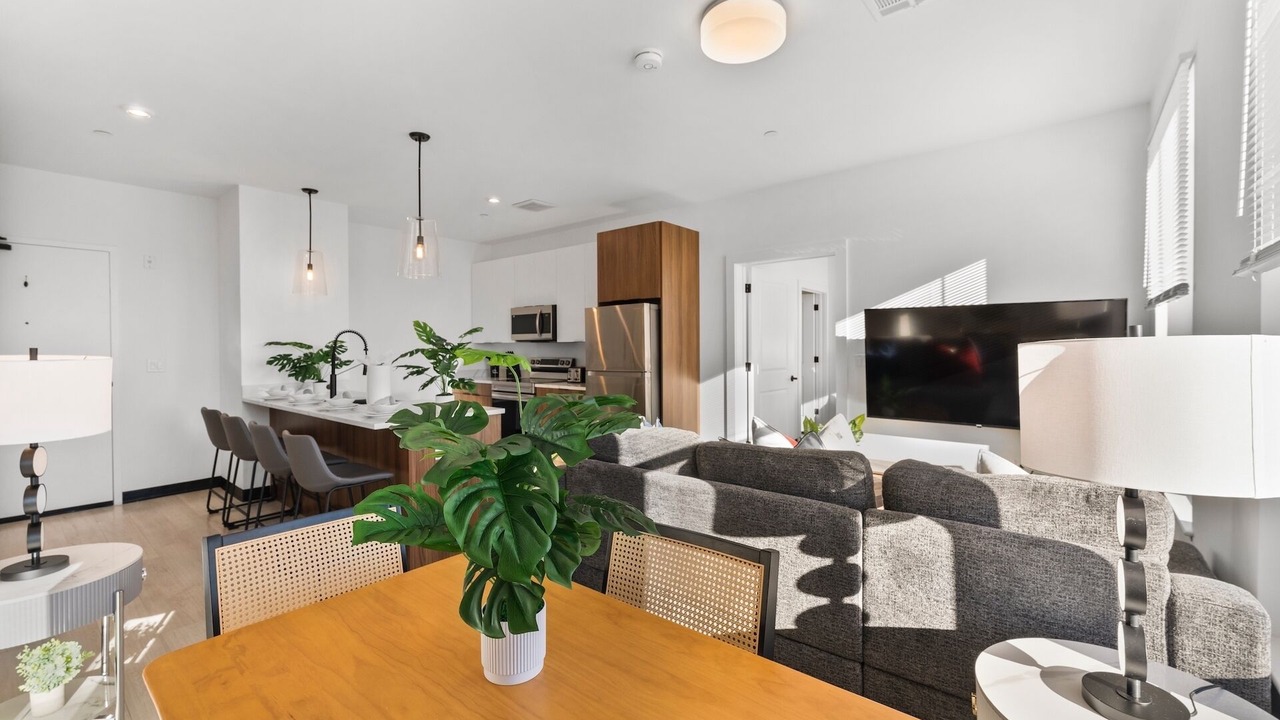 Photo of Others in Everett