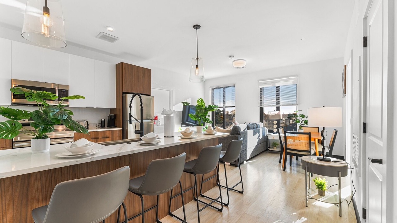 Photo of Others in Everett