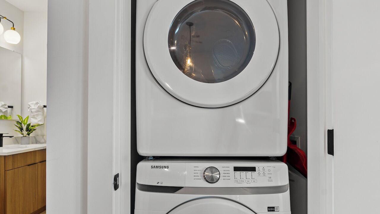 Photo of Others in Everett