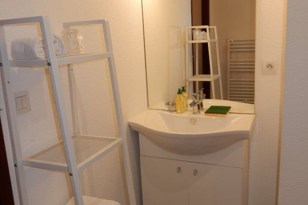 Photo of Bathroom in Secteur 2