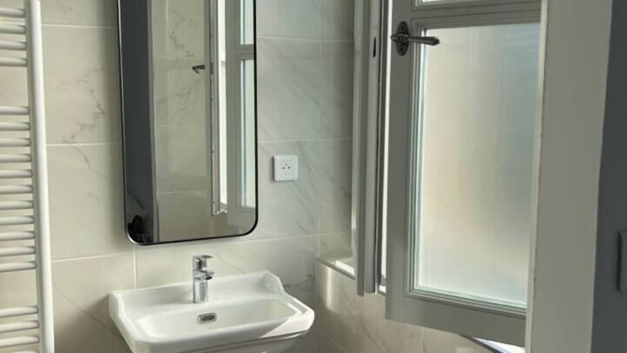 Photo of Bathroom in Lorris