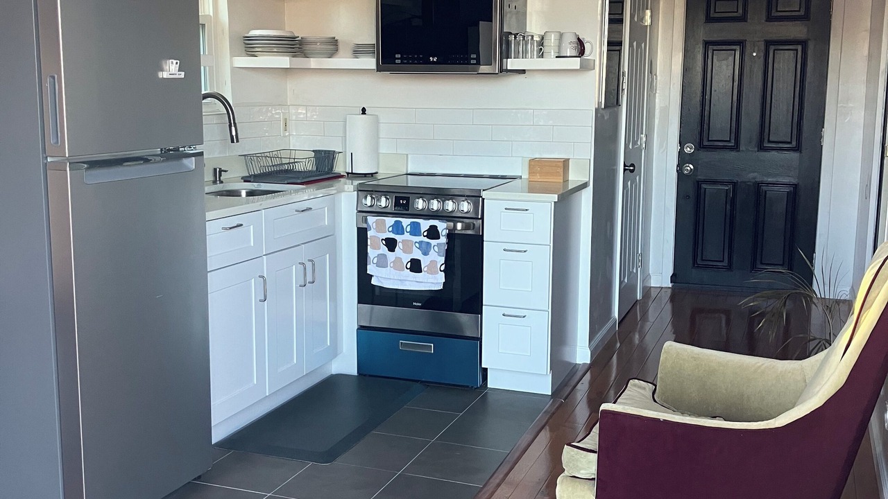 Photo of Kitchen in Kenner - Louis Armstrong International Airport