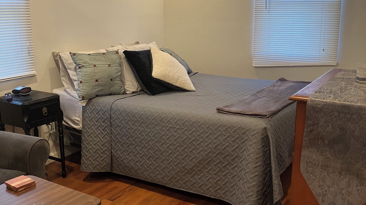 Photo of Bedroom in Kenner - Louis Armstrong International Airport