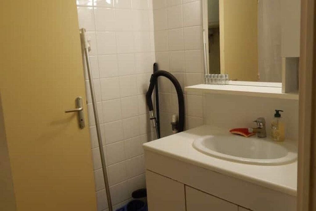 Photo of Bathroom in Secteur 2