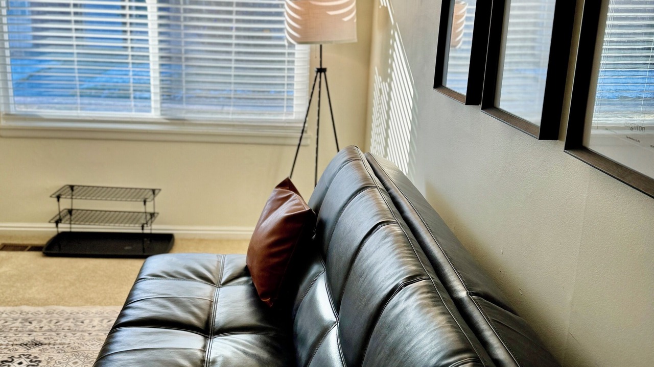 Photo of Livingroom in Holladay