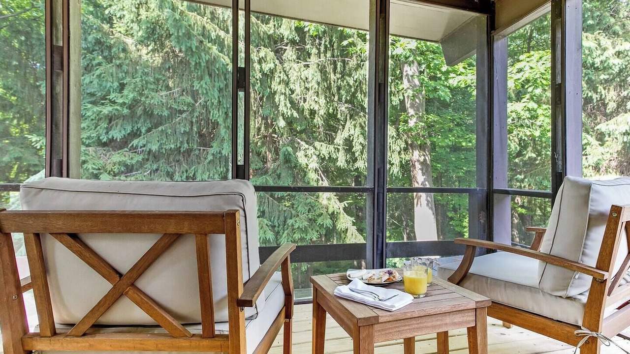 Photo of Patio Balcony in Pullman