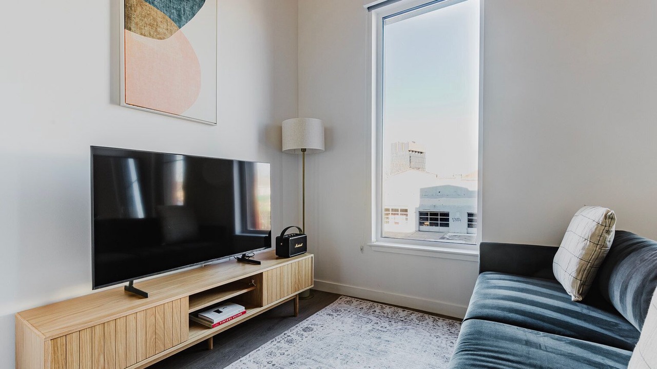Photo of Livingroom in East Somerville