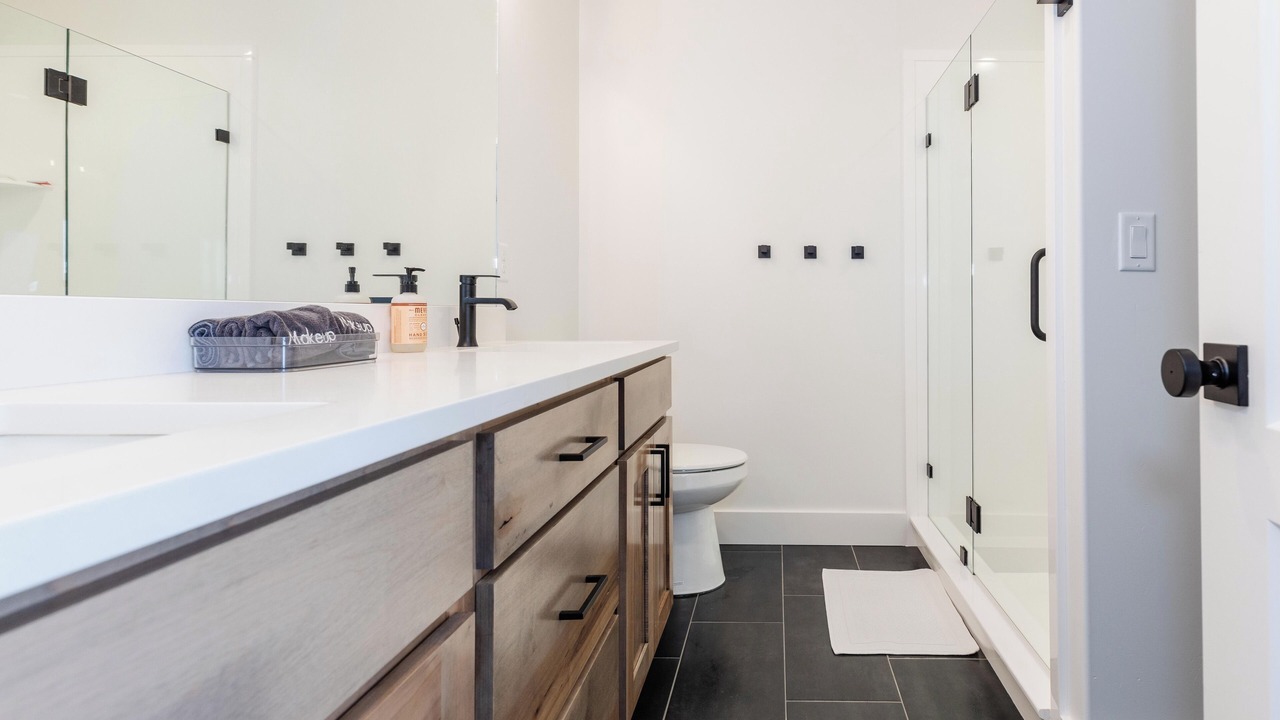 Photo of Bathroom in Sweetwater