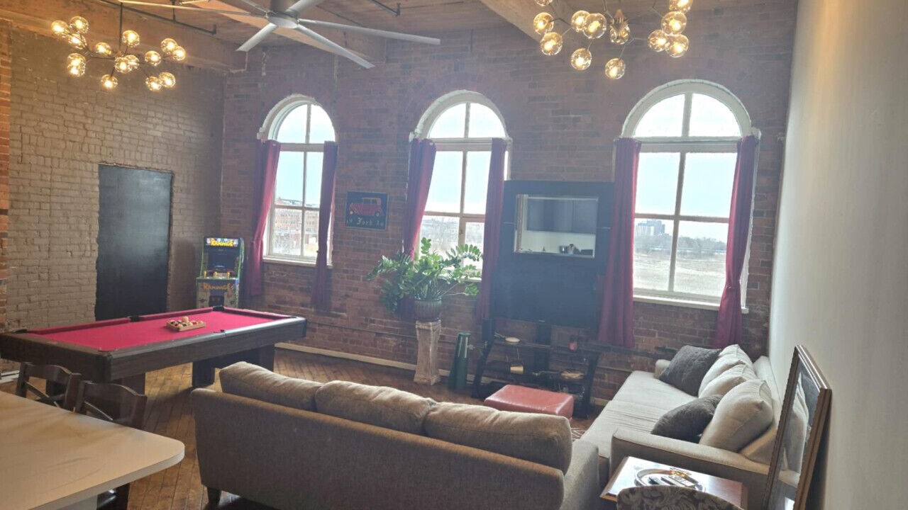 Photo of Livingroom in Detroit