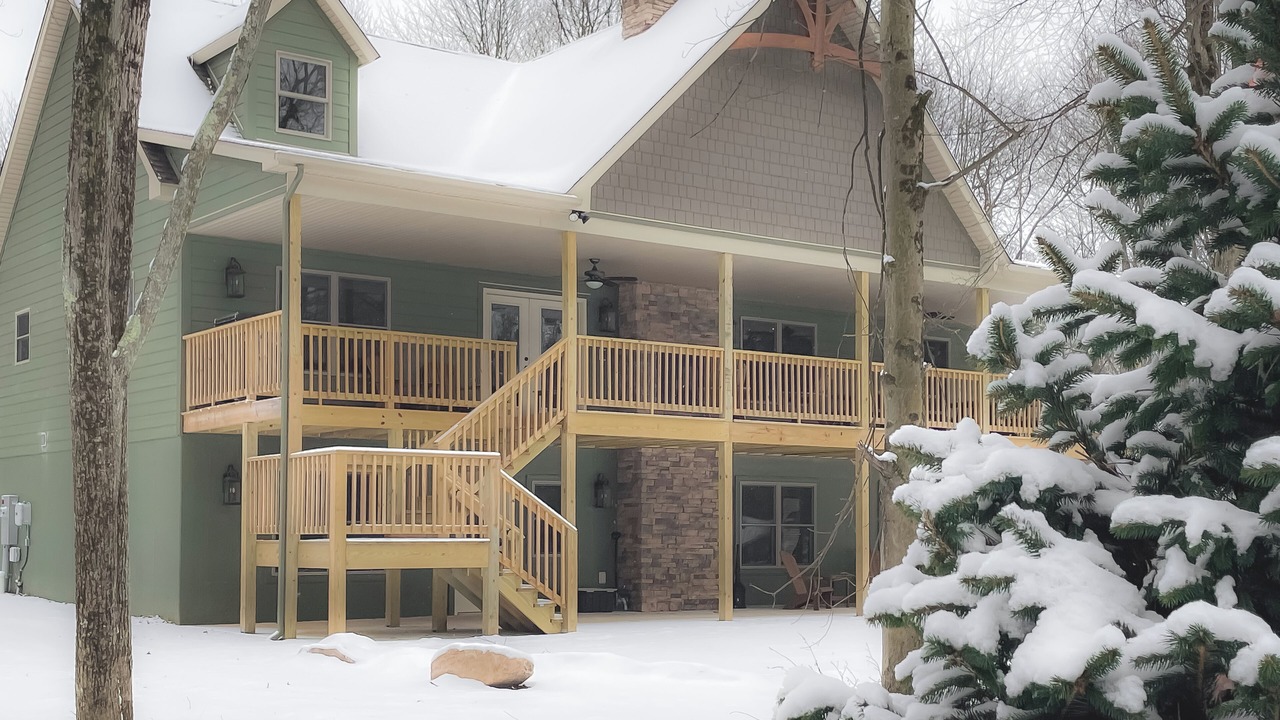 Photo of Outdoor in Lake Harmony Estates