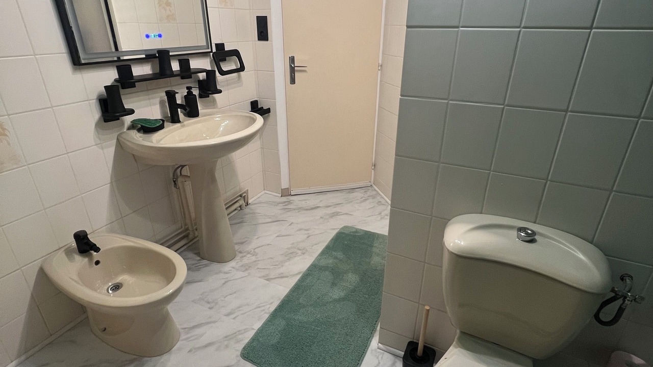 Photo of Bathroom in Favieres