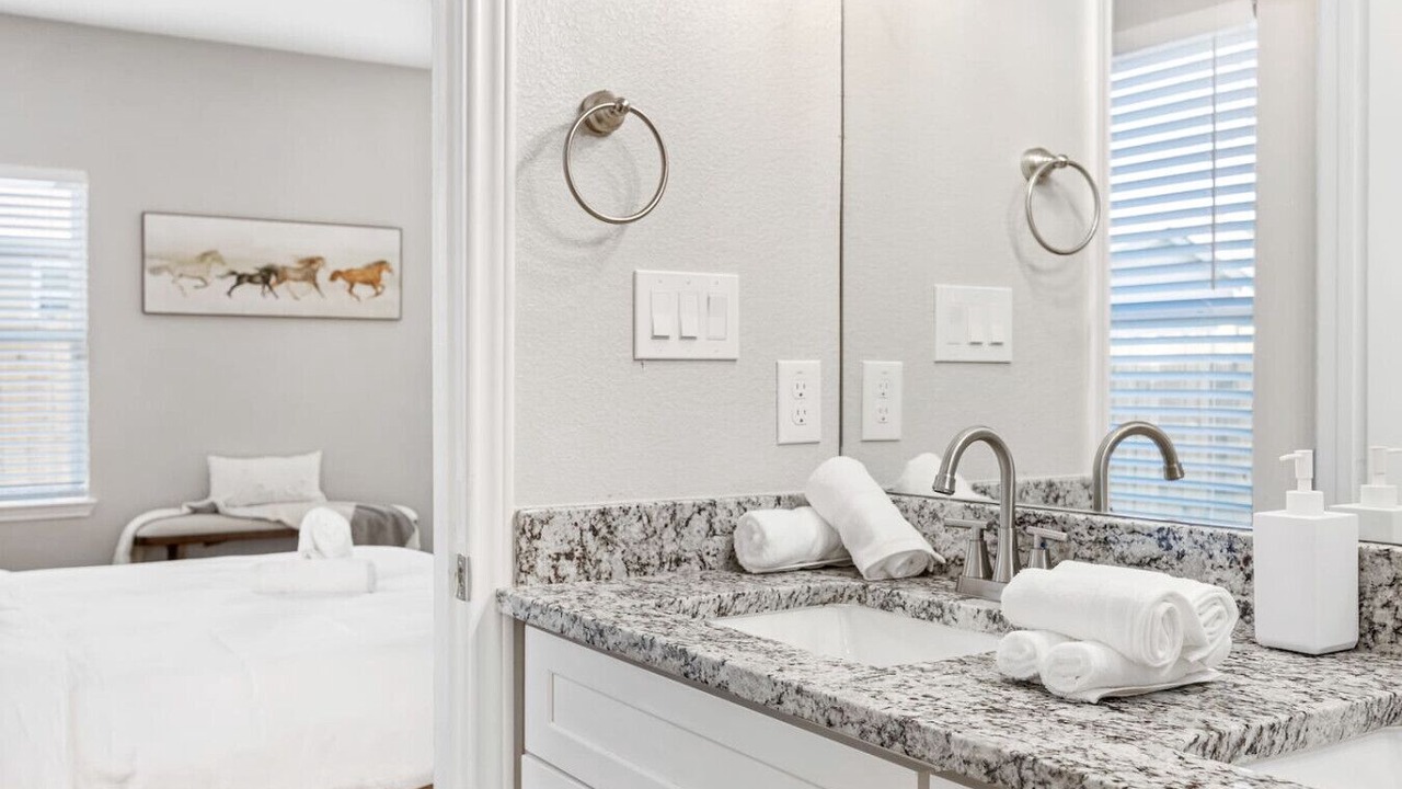 Photo of Bathroom in South Dallas - Fair Park