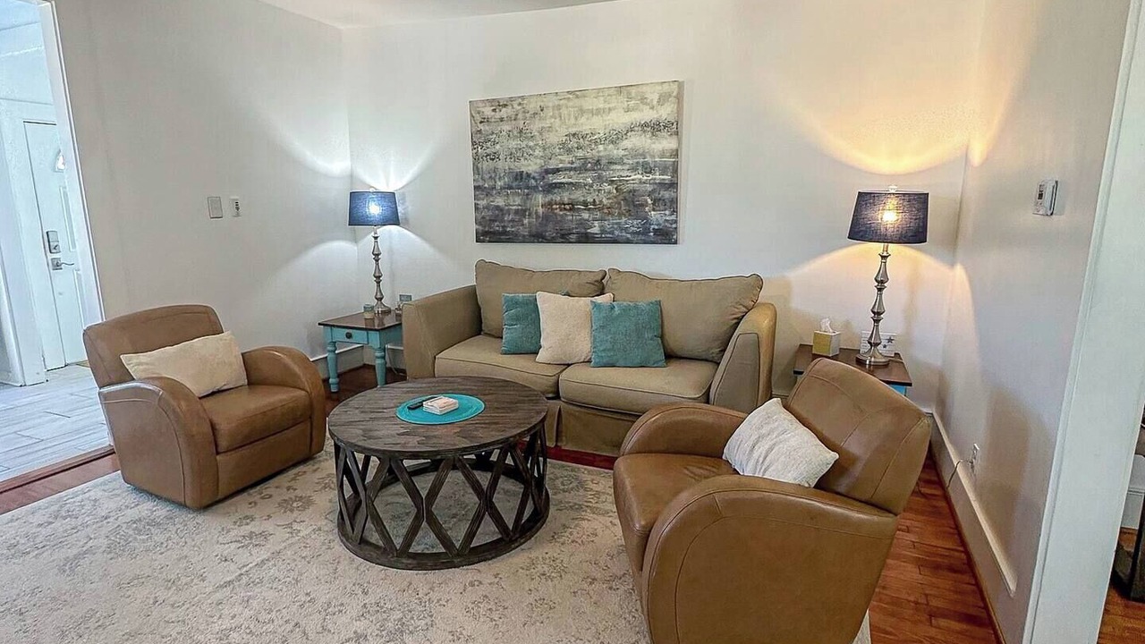Photo of Livingroom in Long Beach