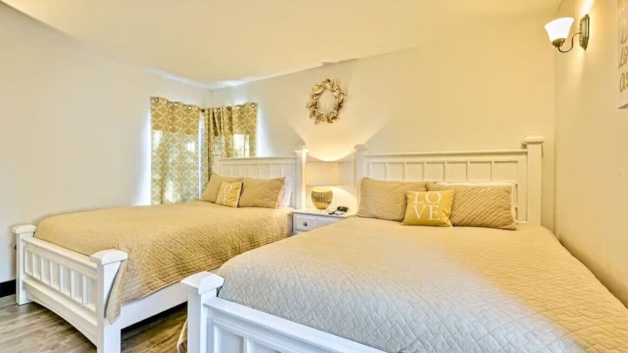 Photo of Bedroom in Anaheim Colony Historic District