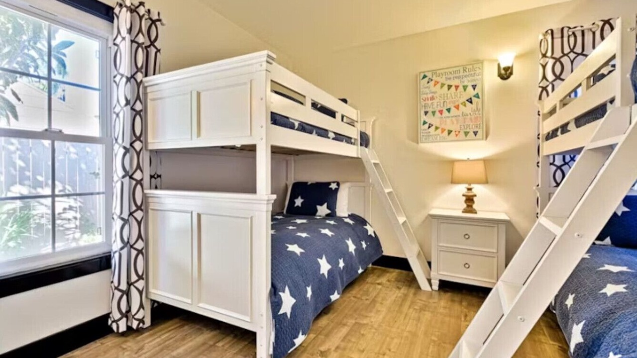 Photo of Bedroom in Anaheim Colony Historic District