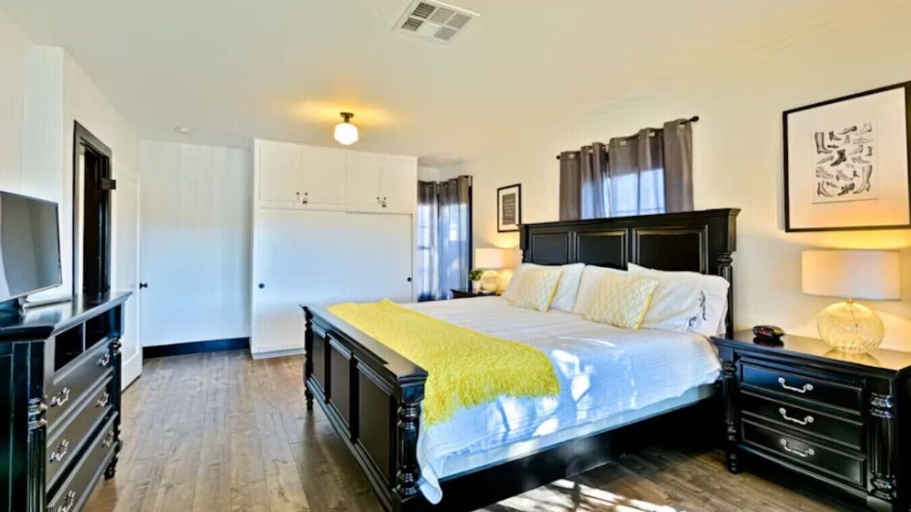 Photo of Bedroom in Anaheim Colony Historic District