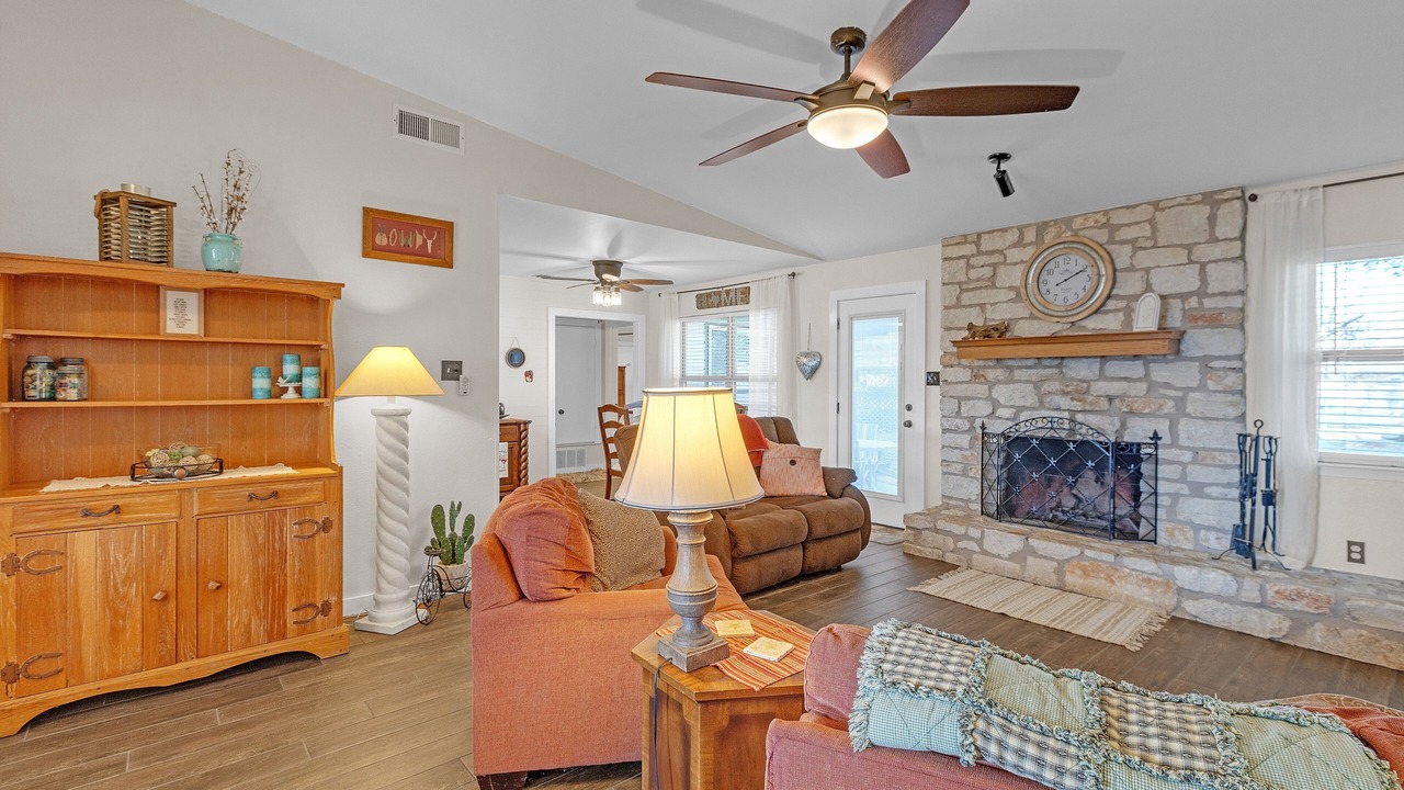 Photo of Livingroom in Georgetown