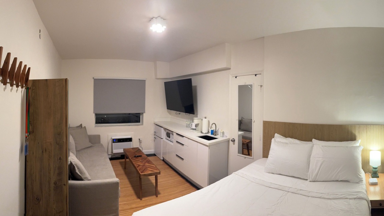 Photo of Bedroom in South of Fifth