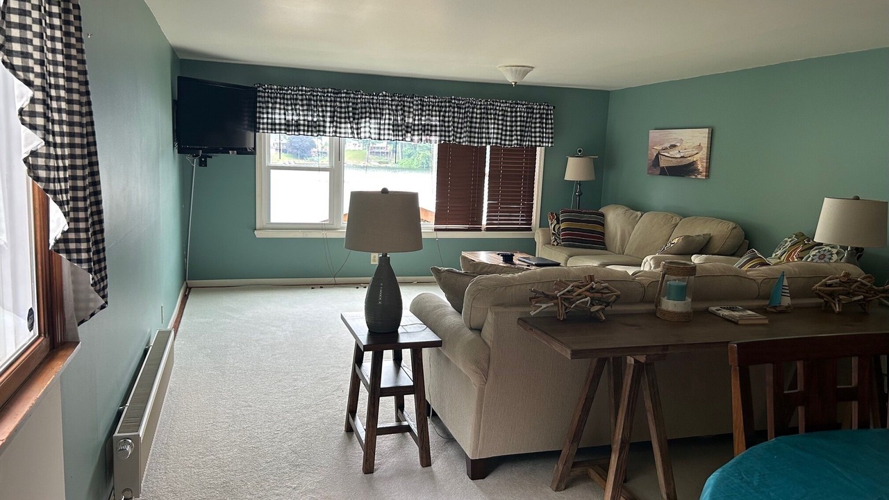 Photo of Livingroom in Bath