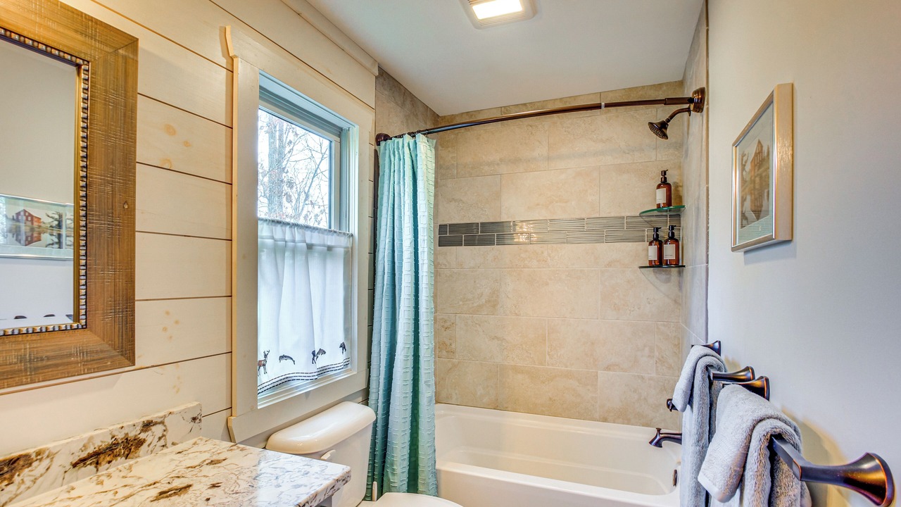 Photo of Bathroom in Eagle Mountain