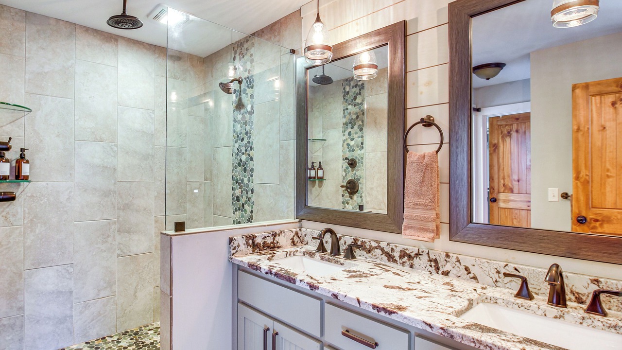 Photo of Bathroom in Eagle Mountain