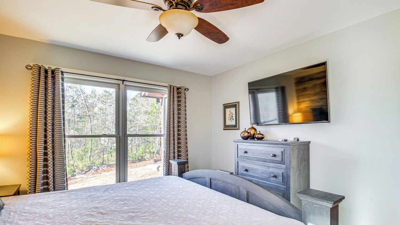 Photo of Bedroom in Eagle Mountain