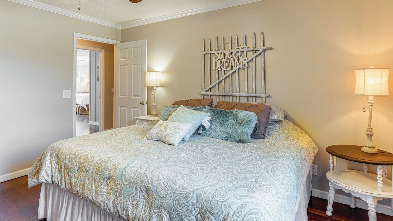 Photo of Bedroom in Chatsworth