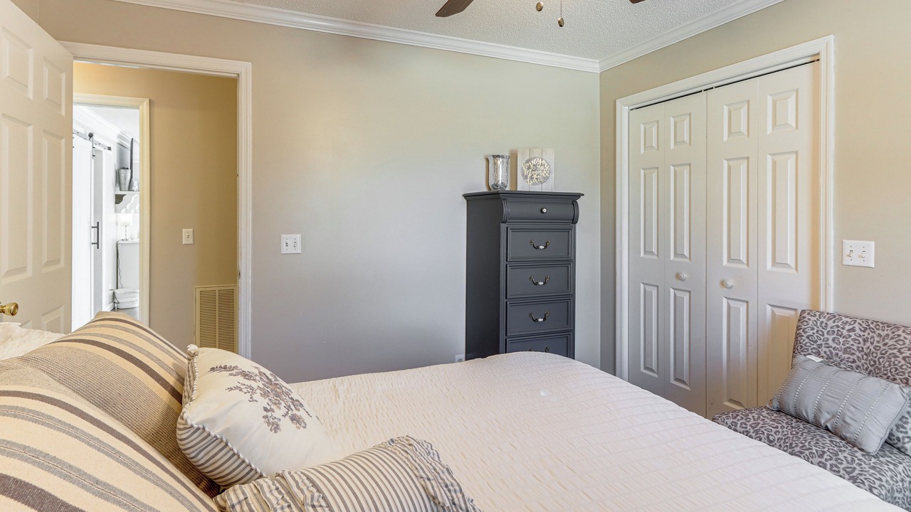 Photo of Bedroom in Chatsworth