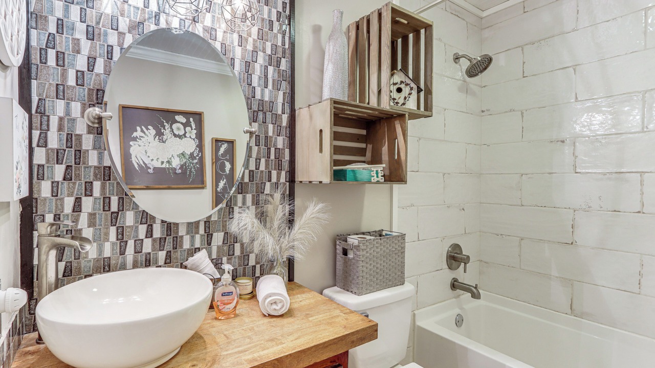 Photo of Bathroom in Chatsworth