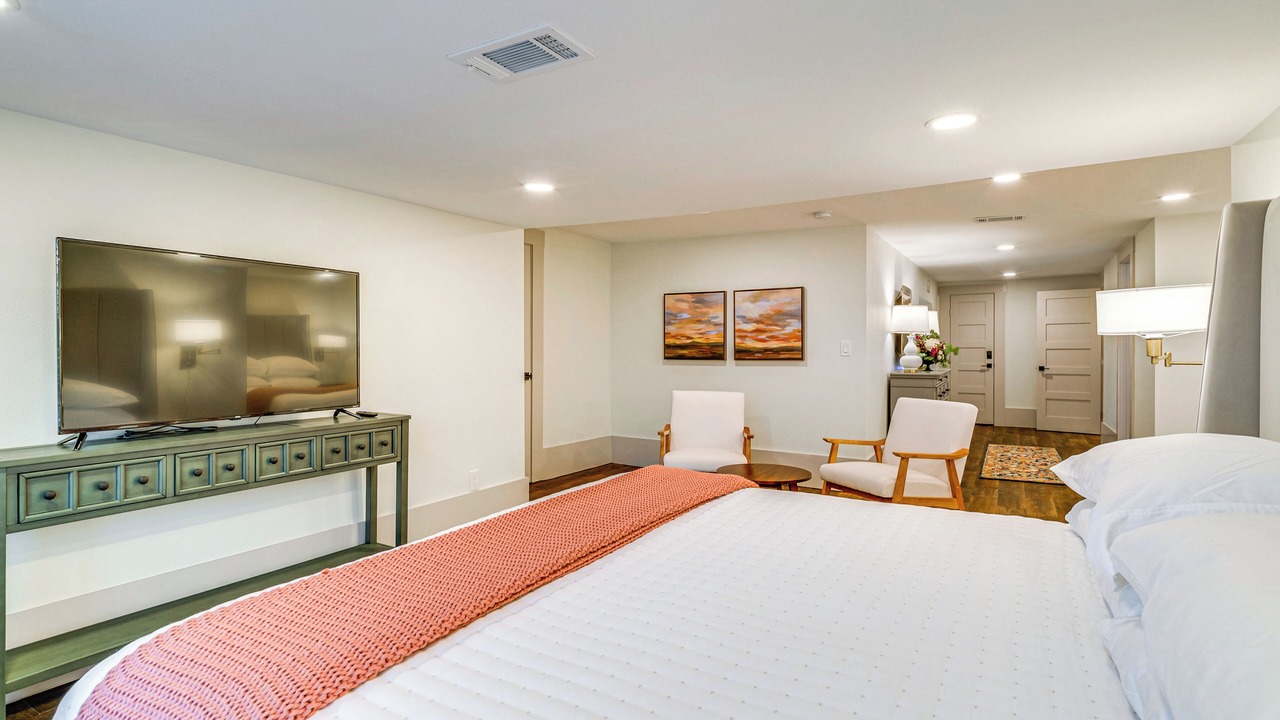 Photo of Bedroom in Brenham
