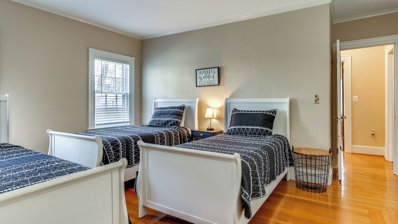 Photo of Others in West New Haven