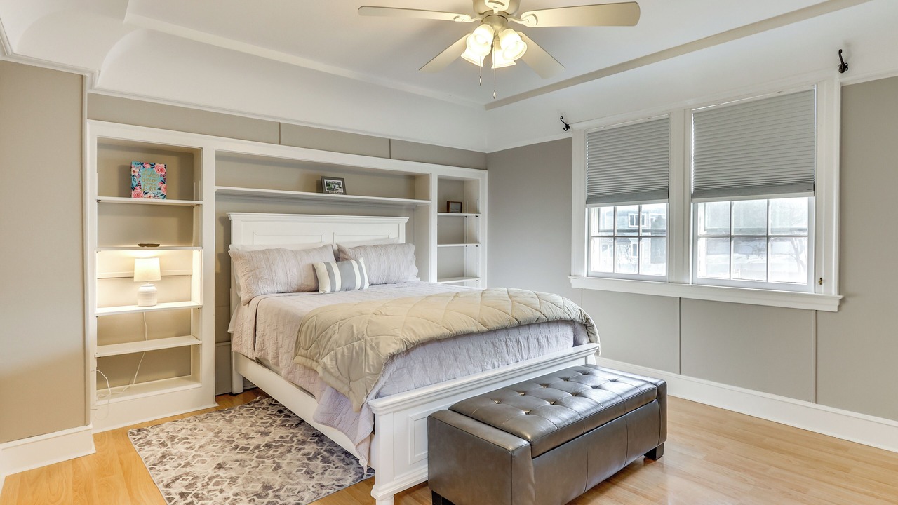 Photo of Others in West New Haven