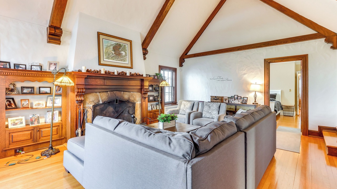 Photo of Others in West New Haven