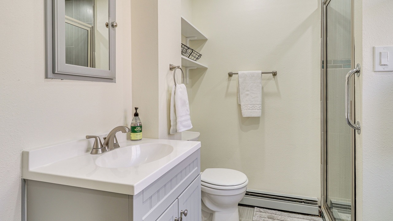 Photo of Bathroom in Sandia Ridge