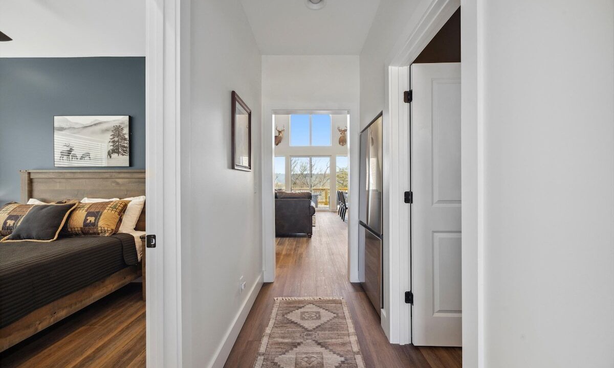 Photo of Bedroom in Chattanooga Valley