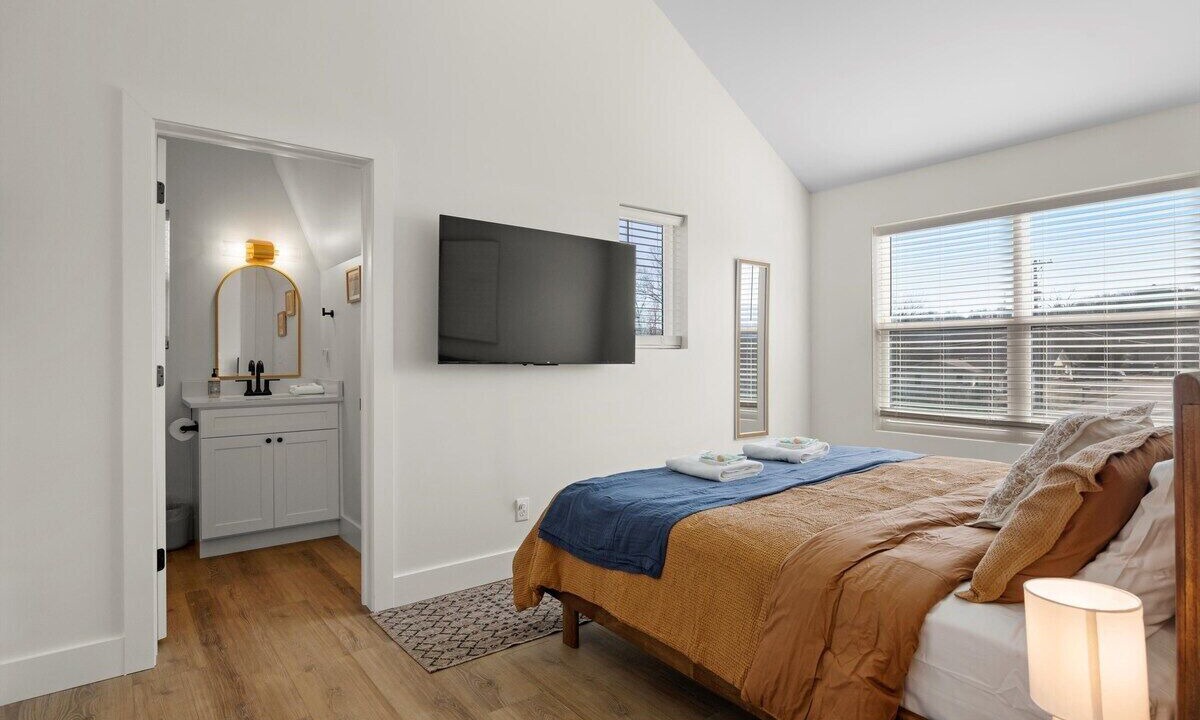 Photo of Bedroom in Chattanooga Valley