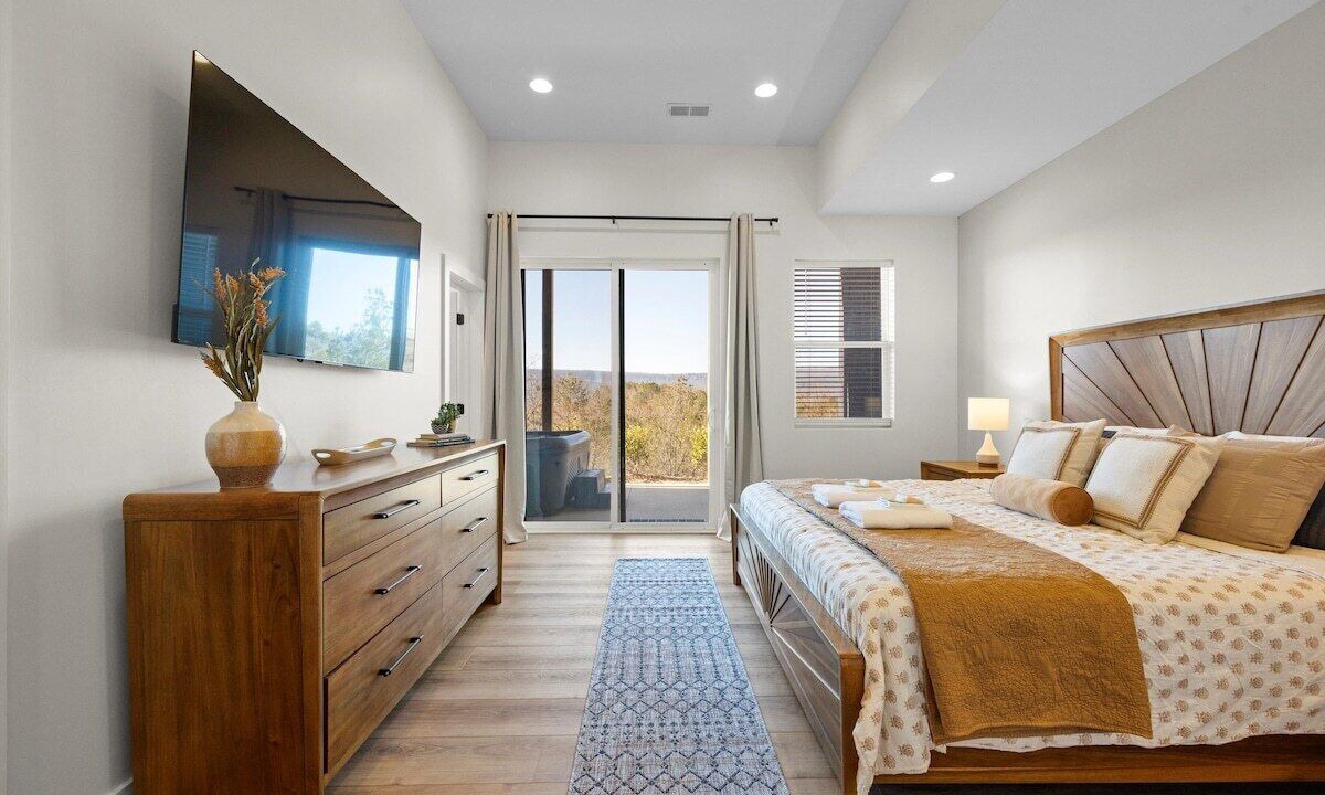 Photo of Bedroom in Chattanooga Valley