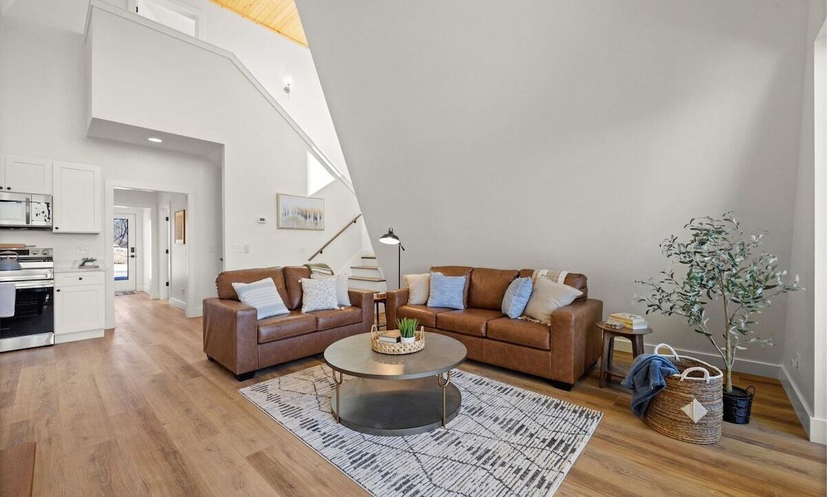 Photo of Livingroom in Chattanooga Valley