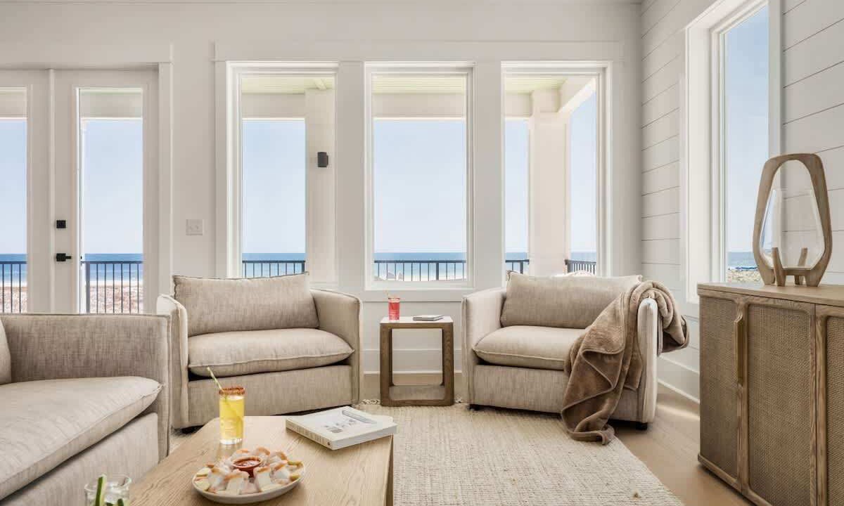 Photo of Livingroom in Orange Beach
