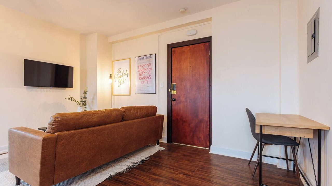 Photo of Livingroom in Quality Hill