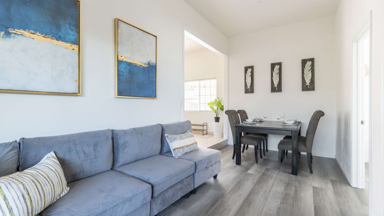 Photo of Livingroom in South San Gabriel