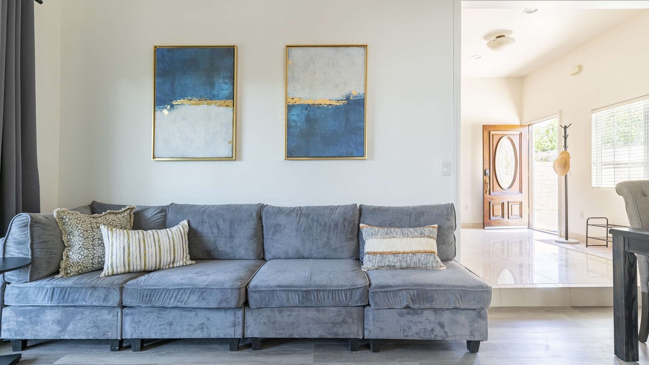 Photo of Livingroom in South San Gabriel