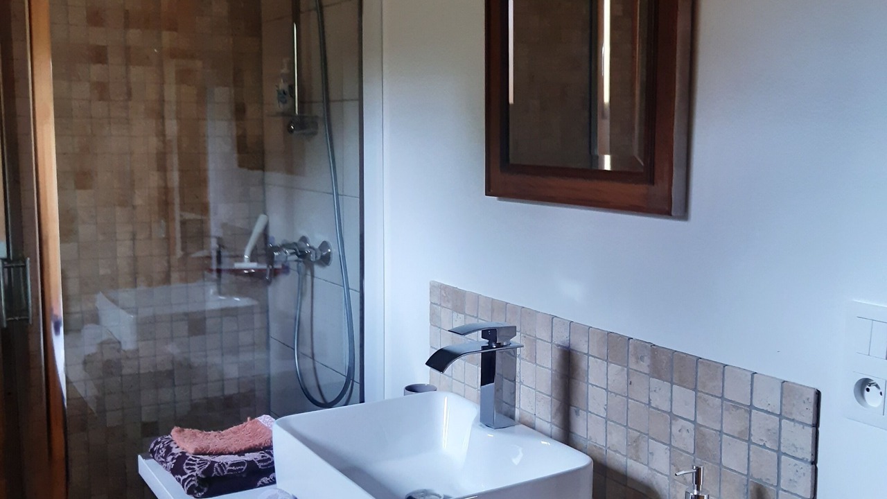 Photo of Bathroom in Seuzey