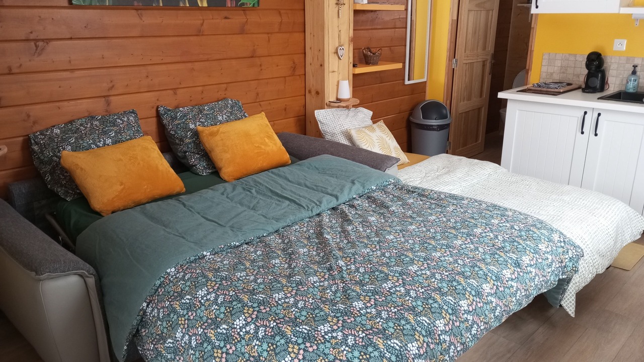 Photo of Bedroom in Seuzey