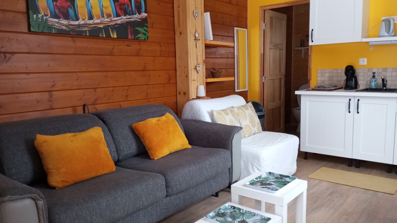 Photo of Livingroom in Seuzey