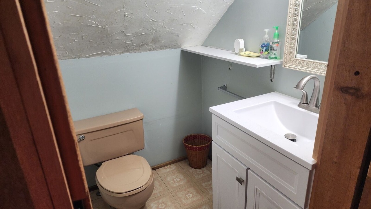 Photo of Bathroom in Jefferson